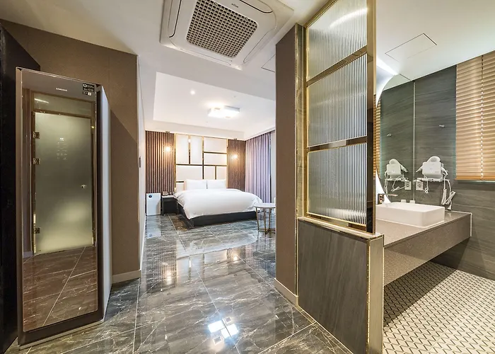 Voll Hotel 3*