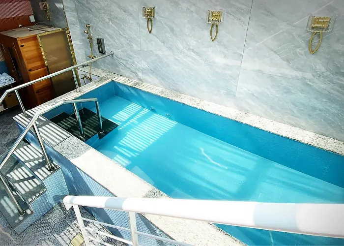 Otel Voll 3*